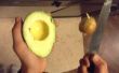 Hoe krijg ik het zaad van een Avocado uit gemakkelijk door Jaroslaw Gebus