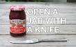Open een stuc Jar met een mes
