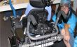 Hoe te fabriceren, configureren en installeren van een back-up systeemcamera op een rolstoel