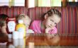 Spelen met messen - Keep Kids vermaken in een Restaraunt