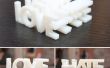 Liefde en haat 3D gedrukte woord blokken