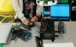 Mechanische licht Sensing en Flex sensoren gecontroleerd bloem Robot