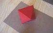 Hoe maak je een Octohedron Platonische solide of een acht dubbelzijdig D & D sterven (dobbelstenen)
