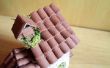 Hoe maak miniatuur dakpannen uit klei
