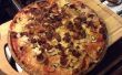 Home Made Pizza met spekjes, champignons en UI