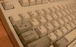 Schoon uw vintage IBM M2 clicky toetsenbord! 
