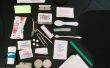 30 item Ultimate Altoids Tin Urban Survival Kit (inclusief zonnebril, een dek van kaarten en ketchup)