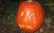 Zelf Carving Pumpkin