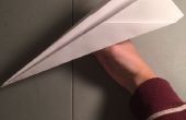 Maken van een fundamentele papieren vliegtuigje