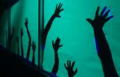 Undead Hand silhouetten - Haunted House