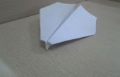 Hoe maak je The Monkey - een eenvoudige papieren vliegtuigje