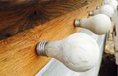 Light Bulb Coat Rack w / teruggewonnen hout beton