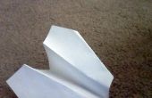 Cool nauwkeurige papieren vliegtuigje