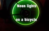 Neon verlichting op de fiets