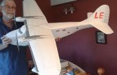 Schuim gebouwd modelvliegtuigen