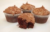 Chocolade kersen cupcakes met frosting gemoute chocolade