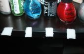 Eenvoudige Velcro nagellak onder kabinet opslag