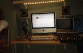 Eenvoudige en goedkope Studio Desk