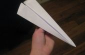 Hoe maak je een gemakkelijk papieren vliegtuigje