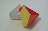 Doos van de Gift van de driehoek van origami