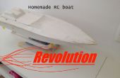 Zelfgemaakte borstelloze R/C boot---revolutie---