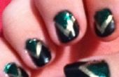 (Loki) Driehoek en Stripe Themed Nail Art