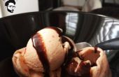 Witte chocolade aardbei ijs