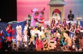 Shrek Dragon - jeugd theater productie van "Shrek the Musical"