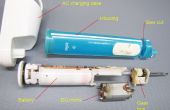 Torch - gerecycled elektrische tandenborstel omgezet in een LED-zaklamp-tands