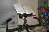 Stuur van de fiets gemonteerd handsfree-boek houder